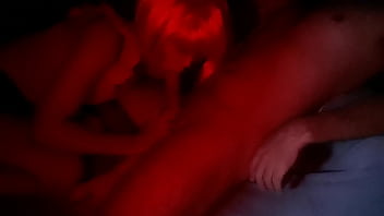 Preview 2 of Forced Bi Cuckold Mom - Novinha fazendo boquete no seu chefe