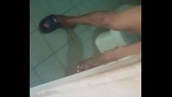 Preview 2 of Omana Wwwsex Kerala - El flaco en la ducha