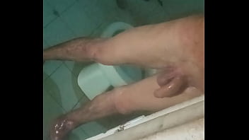 Preview 3 of Omana Wwwsex Kerala - El flaco en la ducha