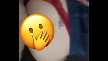 Preview 4 of Big Mama Pussy Eating - Comi o cuzinho da Badmelli , sem emoji no red