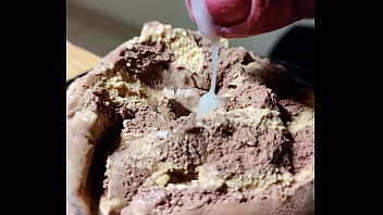 Preview 1 of Wwxxe - Ice cream with secret)