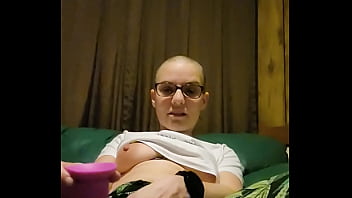 Preview 2 of Butey Big Baabs - Alt pawg in ripped leggings fucks her pussy with dildo