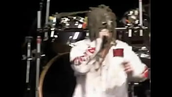 Preview 2 of Twos Sis - Slipknot fudedo com tudo/live show 1999