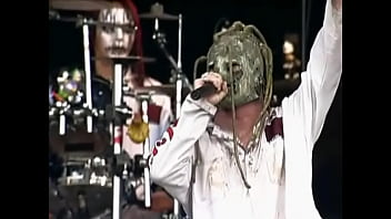 Preview 4 of Twos Sis - Slipknot fudedo com tudo/live show 1999