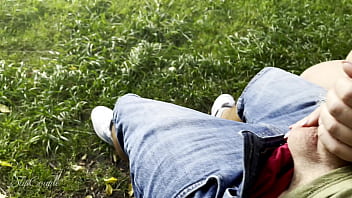 Preview 1 of Pray Sex - Hot Babe gives Blowjob,  Handjob and gets fucked during Sunset on a public bench !