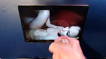 Preview 1 of Miea Khali Fa - Wanking and cumming while watching an orgy movie