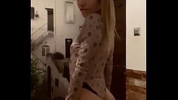 Preview 4 of Maryam Sex Tub - Heey,  guys  - Update #16 (2022-07-30T17:37:52.000Z)