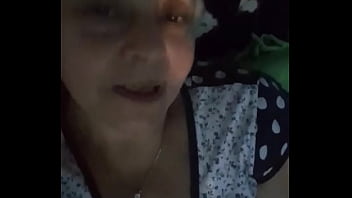 Preview 2 of Bezzrs Hot Mom - A  sweet hello to my lovers