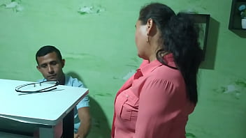 Preview 1 of Jaclyn Taylor New Film - Una mamada por un aumento en el sueldo