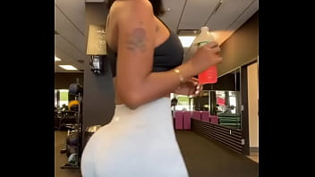 Preview 2 of Tonny Gun - Bernice burgos in the gym