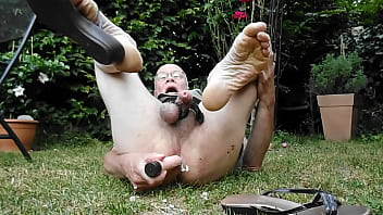 Preview 2 of Body Painting Anal - ass fingering in the garden