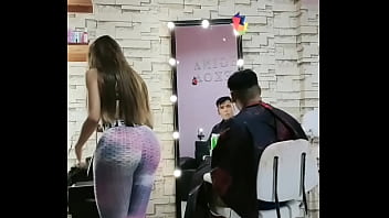 Preview 2 of Amanda Cerny Cum - CORTE CON FINAL FELIZ CON LA ESTILISTA