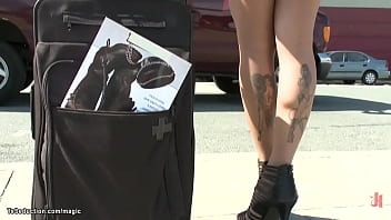 Preview 1 of Gum Facking - Shemale sucks cock to taxi driver
