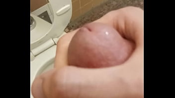 Preview 3 of Yal Pornocu - SlimDaddie playing with his large cock