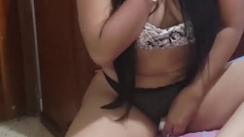 Preview 4 of Ava Storie - El puton bernero solo desea un rabo mientras se calienta