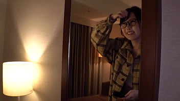 Preview 1 of Red Xxx Full Hd - 【素人ハメ撮り】色白パイパンスレンダーめがねっ娘・はーちゅんと浮気ハメ撮りセックス！！