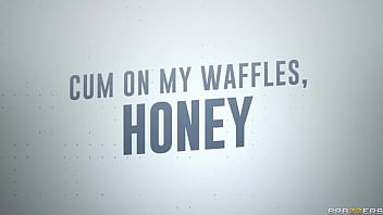 Preview 4 of Karon Sex Xxx - Cum on My Waffles,  Honey - Syren De Mer / Brazzers  / stream full from www.brazzers.promo/waf