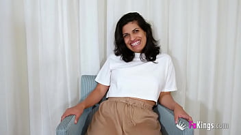 Preview 2 of Xxx Video Heroine - Lidia is now a MILF! She wants a rook she can teach sex to