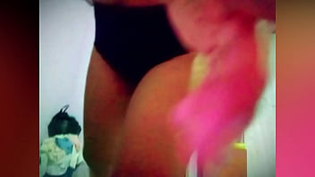 Preview 2 of Asian Street Meat Thai Girl Bdsm - MI NOVIA LE ENCANTA GRABARSE BAILANDO Y MASTURBANDOSE