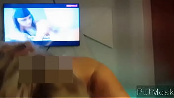 Preview 2 of Porn Dec With Dogs - C&aacute_ssia esposa Devassa mamando a pica preta do Roger Devasso com vontade enquanto exibe seus seios deliciosos