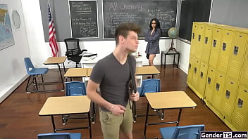 Preview 1 of Xxxxxxxxxxwwwww Move - Big boobs tgirl teacher Eva Maxim analed
