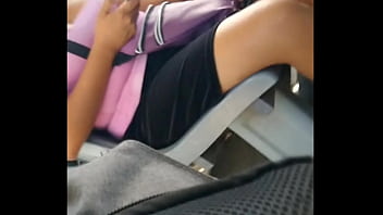 Preview 1 of Dog Grils Xxx - Ricas tetas brincando en el bus (RESUBIDO)