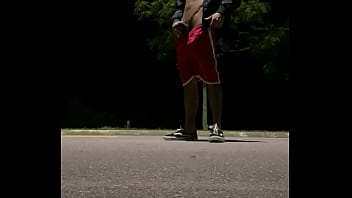 Preview 2 of Costa Natura - skatista dotado andando de skate