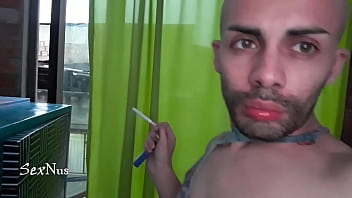 Preview 1 of Porn Girl Xxxx Fuck Dog - Fumando fuertemente