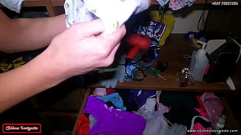 Preview 1 of Husband Share Wifes Foursome - Polic&iacute_a descubre al Guas&oacute_n masturbandose con su ropa interior - Termina con semen en su cara - TRAILER