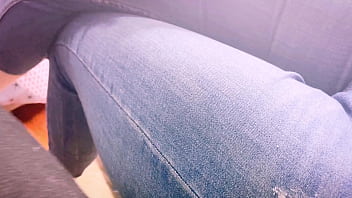 Preview 1 of Pregnend Mom Son - Le rompo sus jeans a mi mejor amiga culona y terminamos teniendo sexo anal duro en su cama ( Anal doloroso amateur )