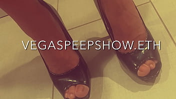 Preview 1 of Dog And Grial Sxx Vdio - Vegas Peep Show Introduction