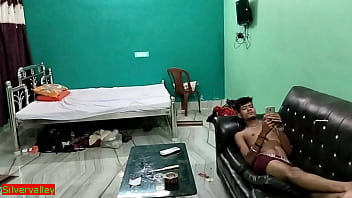 Preview 1 of Keiran Is - Indian hot aunty amazing XXX sex! Hindi aunty uncut sex video