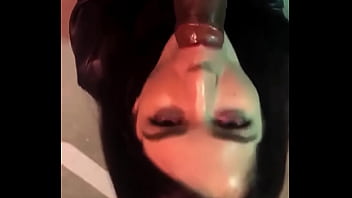 Preview 3 of Ku Kago Com - Ela n&atilde_o resistiu e chupou meu pau no meio da rua