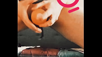 Preview 1 of Post Lesbian - Branl&eacute_ &eacute_jaculation  vibromasseur