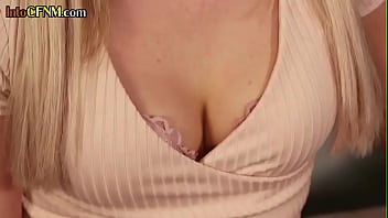Preview 1 of 2018 Hd Xxxx Mo - CFNM femdom group of babes and MILFS suck lucky dude cock