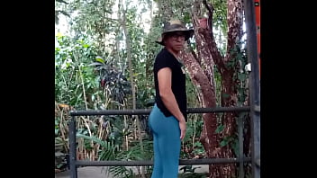 Preview 3 of Bangladeshi Vabi Xxx Video - Eu de legging socada na bunda