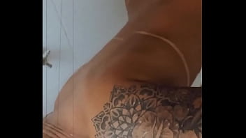 Preview 2 of Mot Marna Sex - Vem tomar banho comigo? &bull_Link nos coment&aacute_rios ⬇️