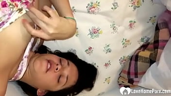 Preview 2 of Sasu Sex Damad - Jugando con el culo de una nena de 18 a&ntilde_os amateur en la primera cita