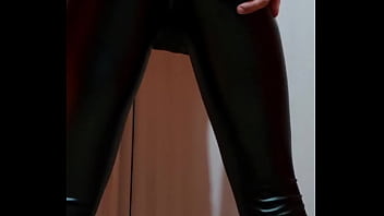 Preview 1 of Www Dog Sex Hd Video - Surprise under leggings