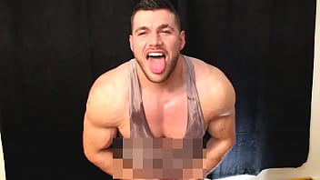 Preview 2 of Hd Zzzz - Very sexy muscle god