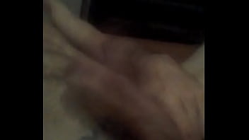 Preview 4 of 18 Year Indian Garl Xxx Video - garoto de pau grande deitado tocando punhenta mostrando o saco