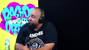 Preview 2 of Www Sinio Ra69 Com - Didi falando com todo mundo um monte de besteira no pagodcast