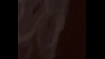 Preview 4 of Shorts Assume Mom - Comendo sem tirar a Calcinha !