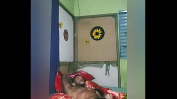 Preview 3 of Hairy Ebony And Black - Tatuado do prazer apresentando e chupando o GP @carlosibraimms