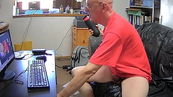 Preview 3 of Nephew Bangs Aunt Xxx - F&uuml_r meinen Geilen Frank   goileglatze