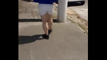 Preview 1 of I Want Milf - TRAVESSURAS NA RUA COMPLETO