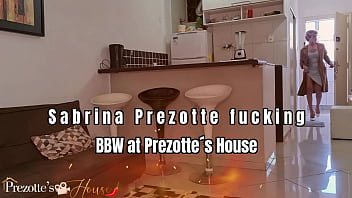Preview 1 of Rud Porn - See shemale big cock fucking with BBW on Prezote&#039_s house. Porn actress Sabrina Prezotte and Rebeca Gomes
