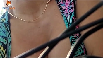 Preview 4 of Deutsche Abspritz Party - Enseno mis tetas en paseo de bicicleta y dejo ver mi tanga sentada afuera del super