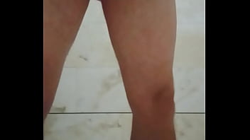Preview 2 of Mother And Son Secrate Porn - Vystř&iacute_k&aacute_m ti držku moč&iacute_!!!! rozuměla si ty čubko blb&aacute_? Poděkuj a na kolena?