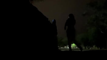 Preview 1 of Son Forced Mom Sex Japanese - Aline Tavares dando para o moreno dotado na Lagoa do Taquaral Campinas - V&iacute_deo fetiche Podolatria Exibicionismo Banho de Leite e Mijada no final - Com os casais assistindo e querendo participar (PARTE2)